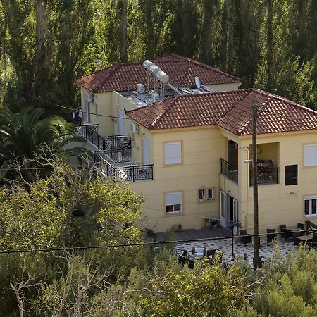 Coral Hotel Plomari Zewnętrze zdjęcie