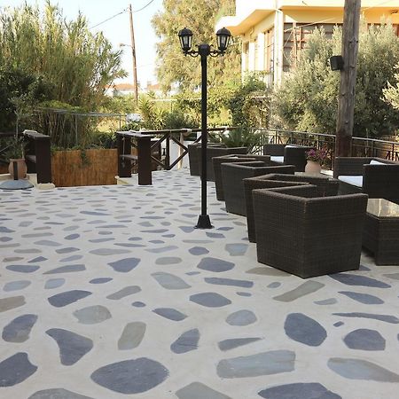 Coral Hotel Plomari Zewnętrze zdjęcie