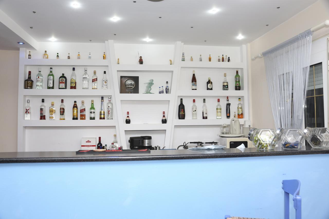 Coral Hotel Plomari Zewnętrze zdjęcie